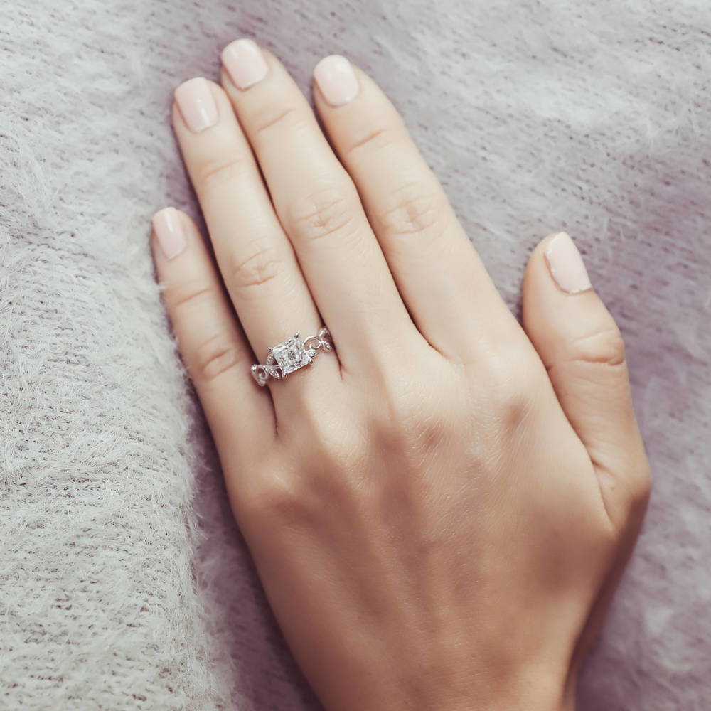 Solitaire Leaf Filigree 1.2ct Princess CZ Ring in Sterling Silver