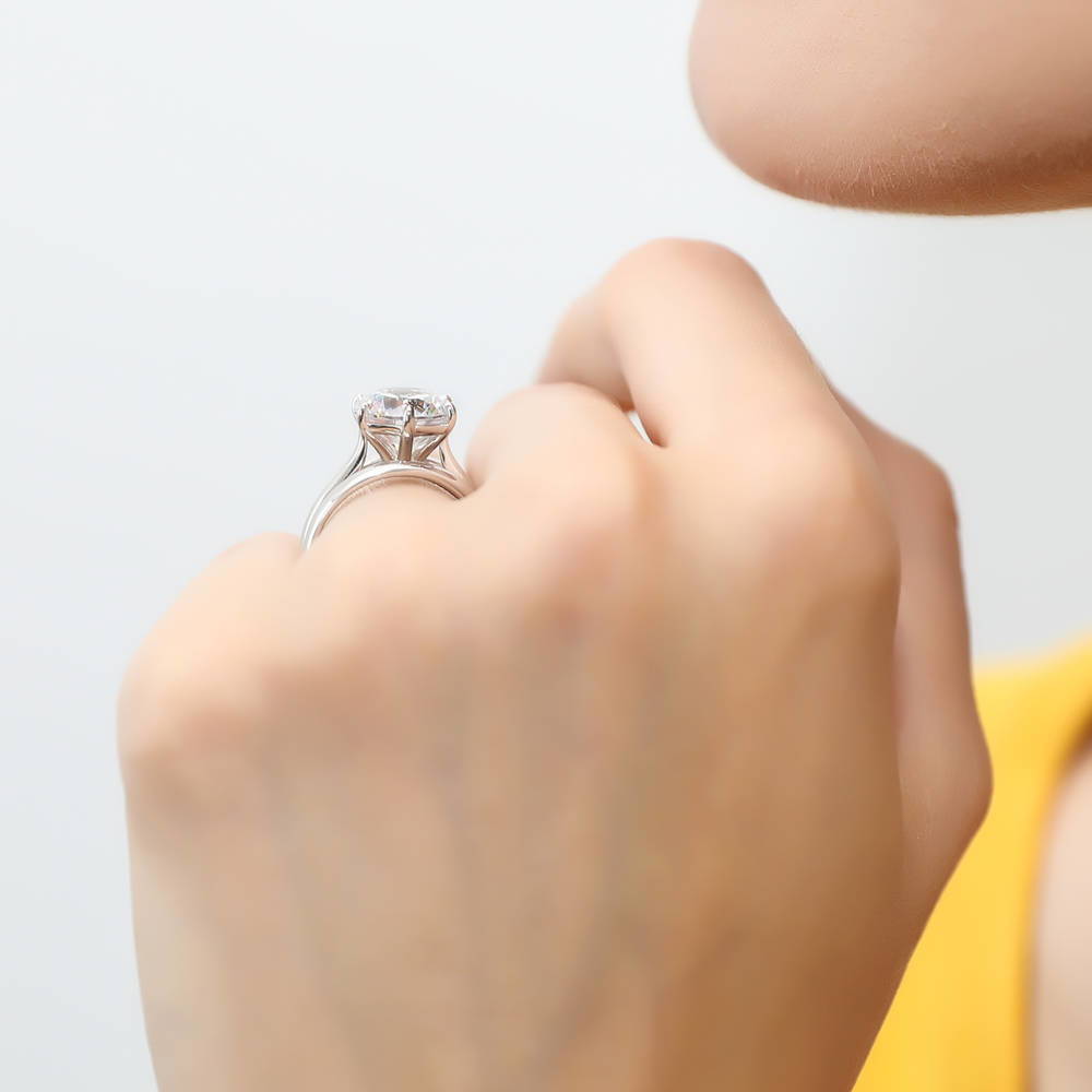 Solitaire 3.8ct Round CZ Ring Set in Sterling Silver