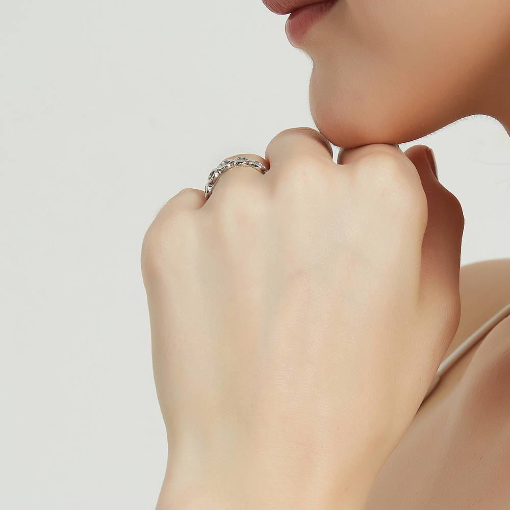 Model wearing Bubble Open Circle Stackable Band in Sterling Silver