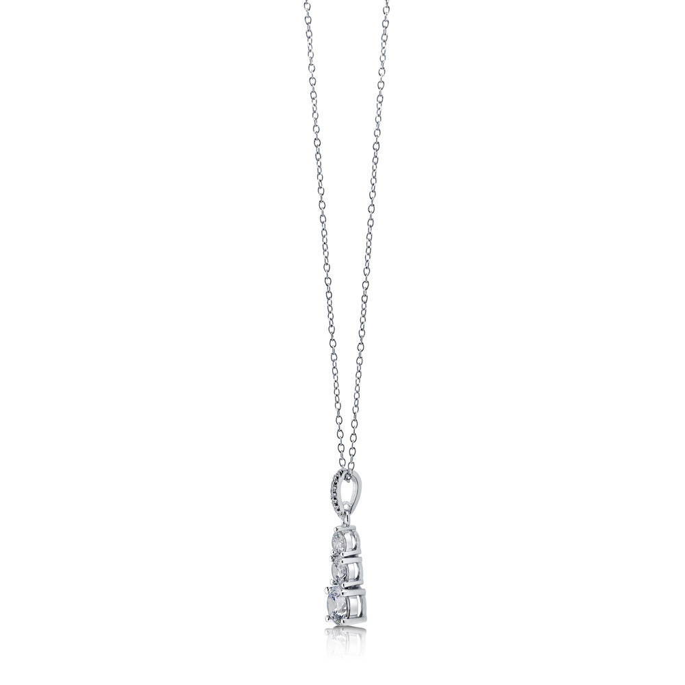 3-Stone Graduated Round CZ Pendant Necklace in Sterling Silver