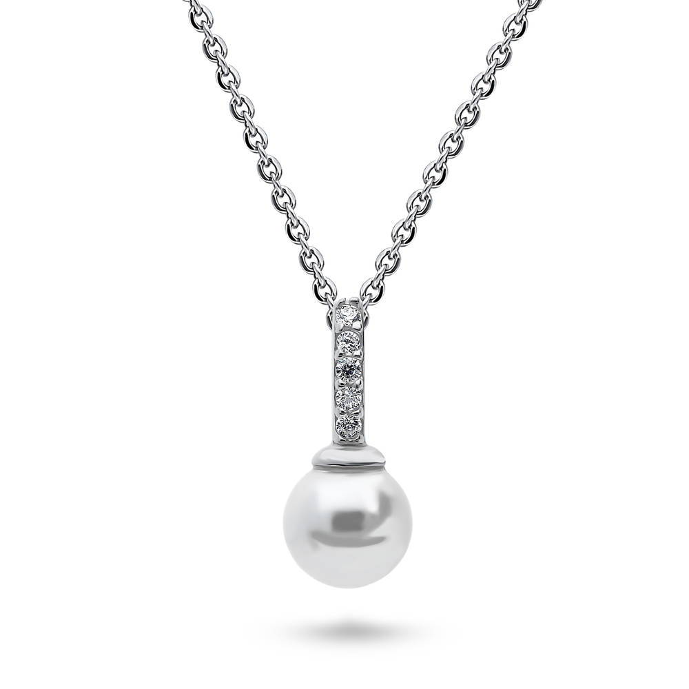 Solitaire White Round Imitation Pearl Necklace in Sterling Silver