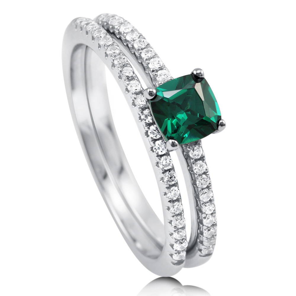 Front view of Solitaire 0.6ct Green Cushion CZ Ring Set in Sterling Silver