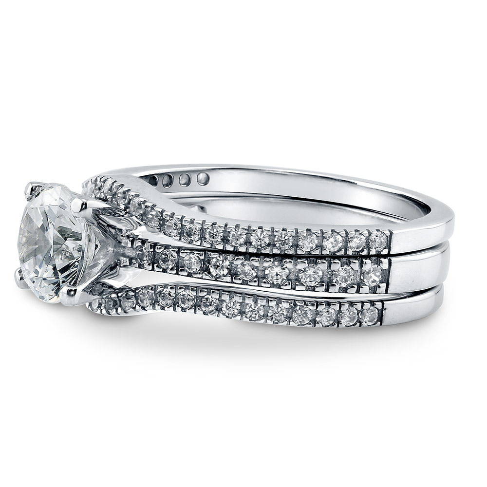 Angle view of Solitaire 1ct Round CZ Ring Set in Sterling Silver