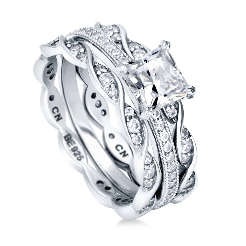 Front view of Solitaire 1ct Princess CZ Ring Set in Sterling Silver