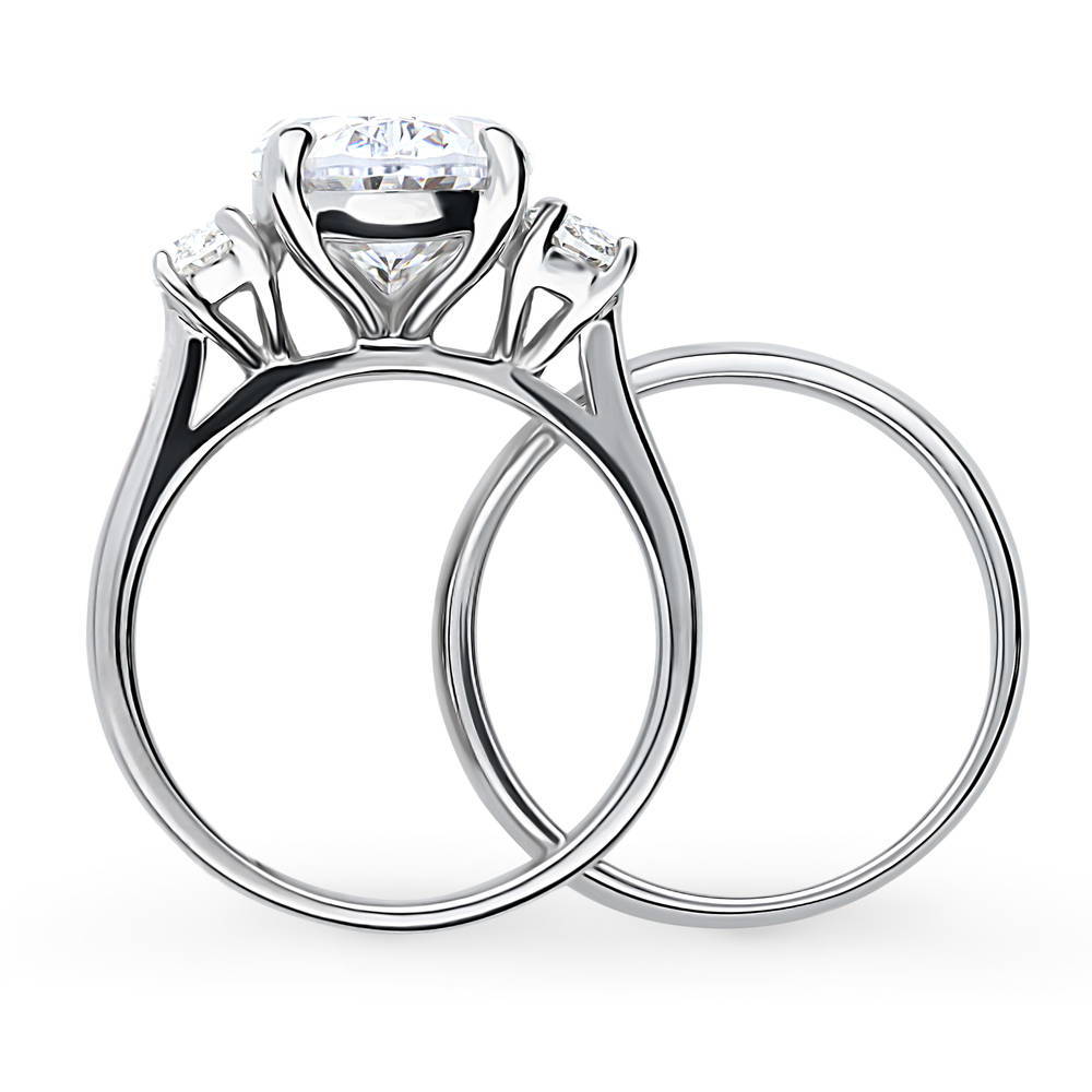 Alternate view of 3-Stone Oval CZ Ring Set in Sterling Silver