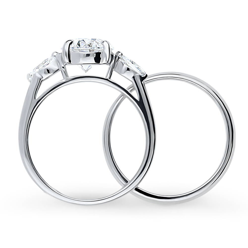 Alternate view of 3-Stone Oval CZ Ring Set in Sterling Silver