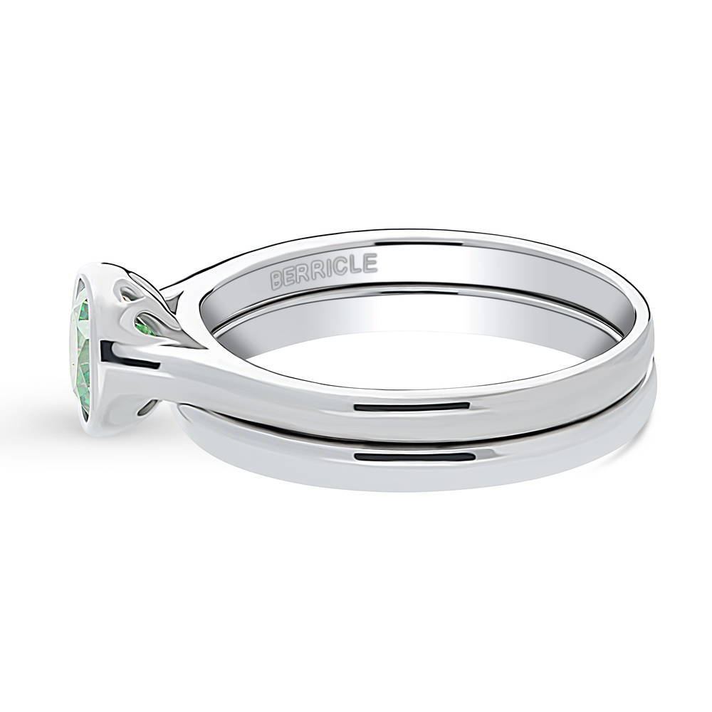 Angle view of Solitaire 0.8ct Green Bezel Set Round CZ Ring Set in Sterling Silver, 4 of 10