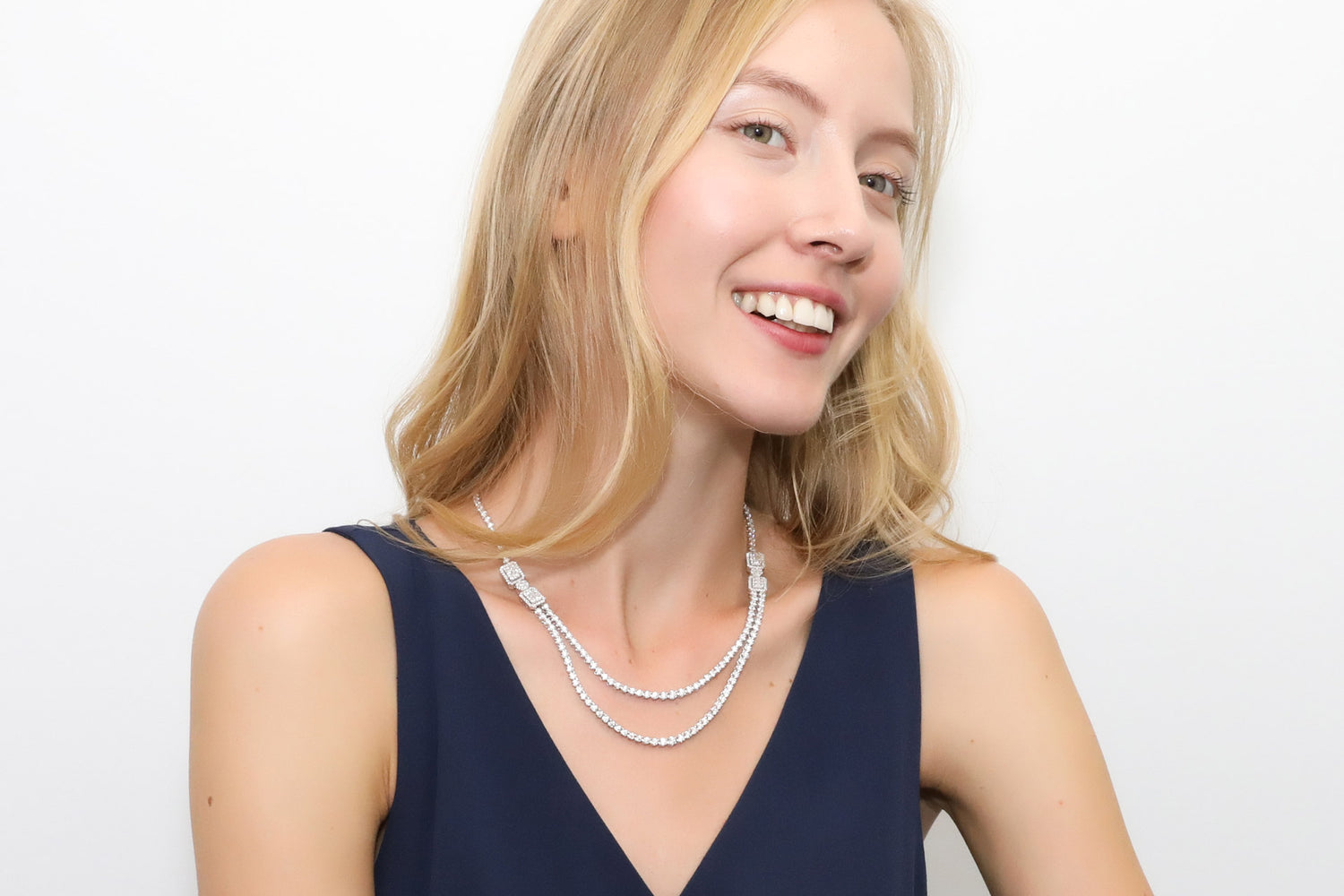 Mother's Day Jewelry Gift for Glamorous Moms