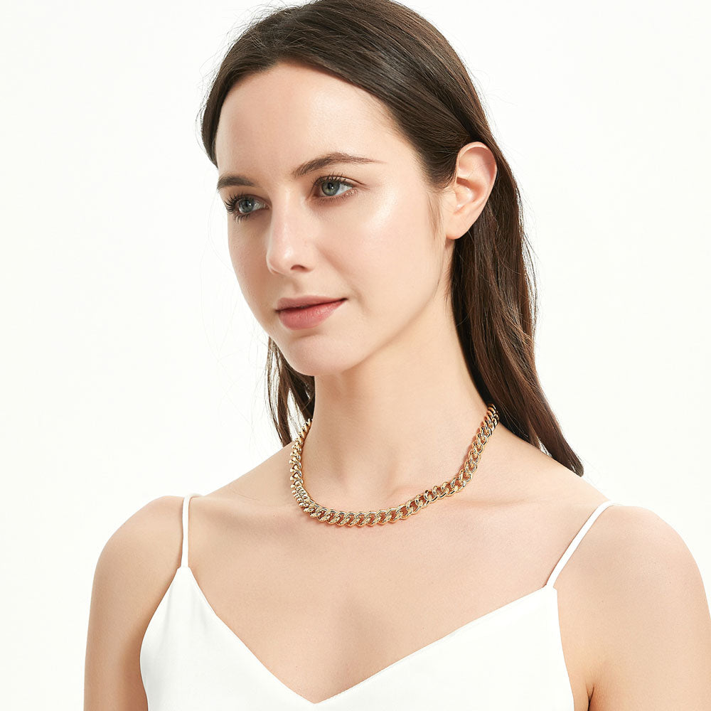Model wearing Lightweight Curb Chain Necklace 9mm, Gold-Tone