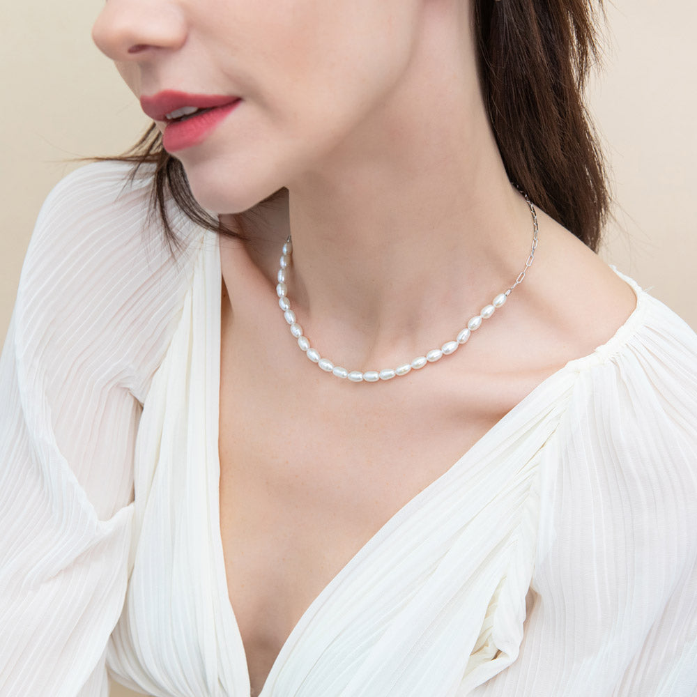 Model wearing Paperclip White Oval Cultured Pearl Chain Necklace in Sterling Silver, 8 of 18