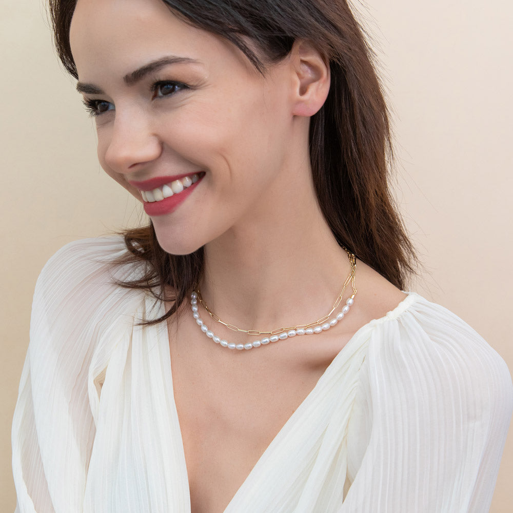 Model wearing Paperclip White Oval Cultured Pearl Chain Necklace in Sterling Silver, 15 of 18