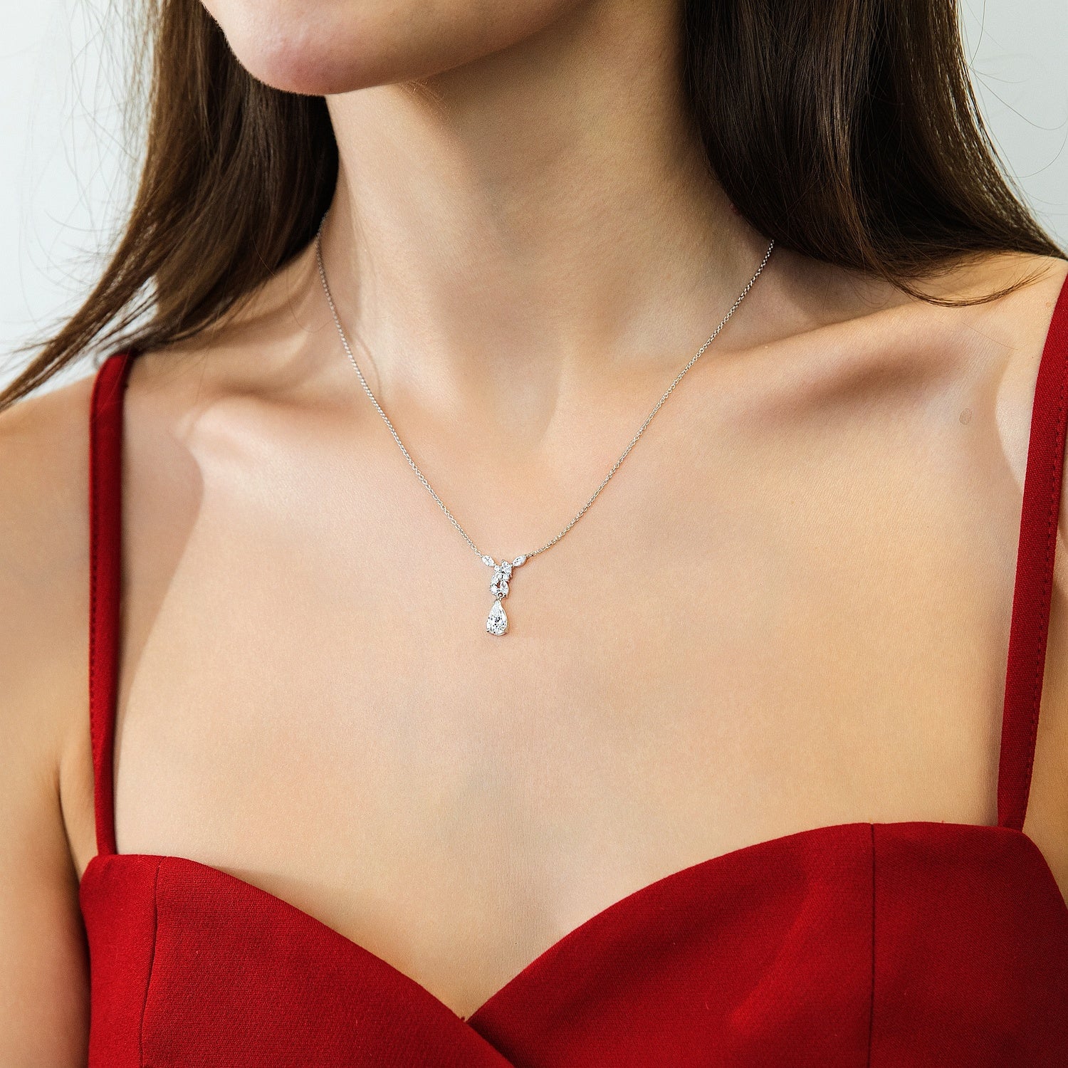 Model Wearing Cluster Pendant Necklace Style N1747-01