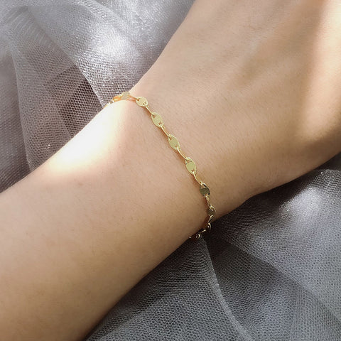 Model Wearing Link Bracelet