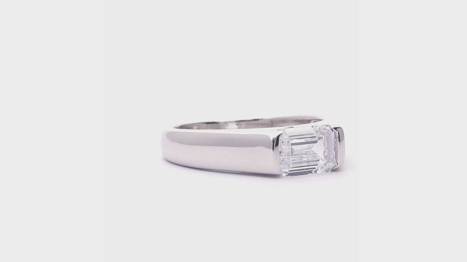 East-West Solitaire 1ct Bezel CZ Ring in Sterling Silver, 3 of 13