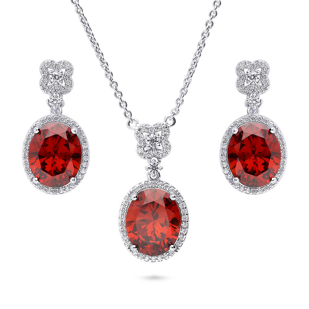 Halo Clover Oval CZ Set in Sterling Silver