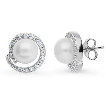 Solitaire White Button Cultured Pearl Stud Earrings in Sterling Silver