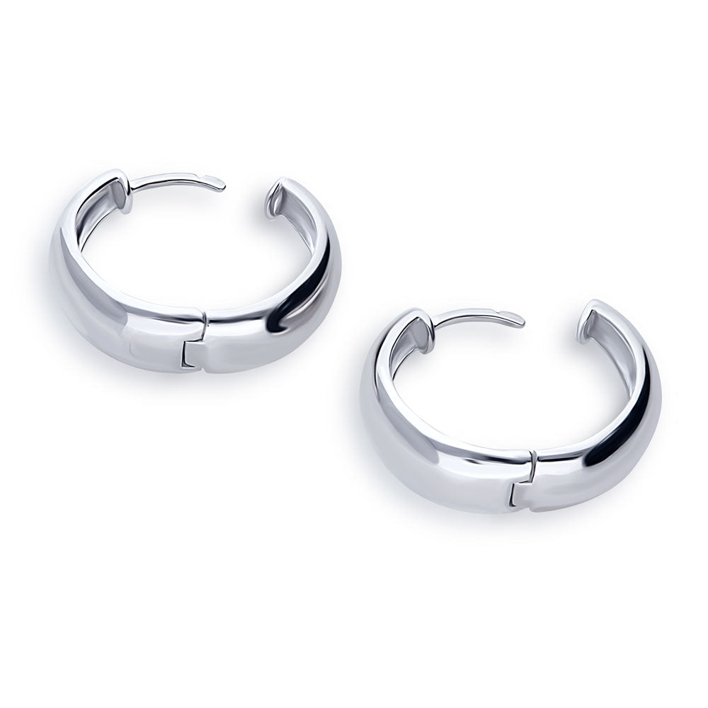 Angle view of Dome Medium Hoop Earrings in Sterling Silver 0.75 inch, 6 of 15