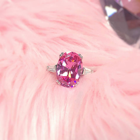 Image Contain: 3-Stone Ring