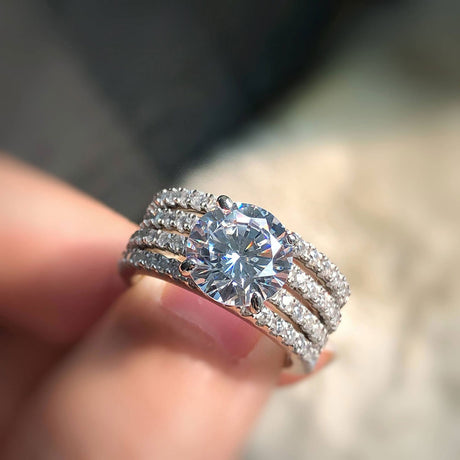 Image Contain: Solitaire with Side Stones Ring