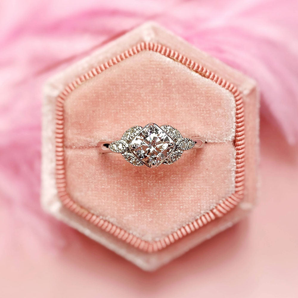 Image Contain: Flower Ring