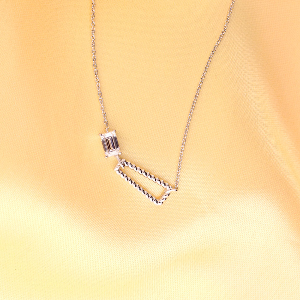 Cable Pendant Necklace Style N1683-01 in Flatlay Display