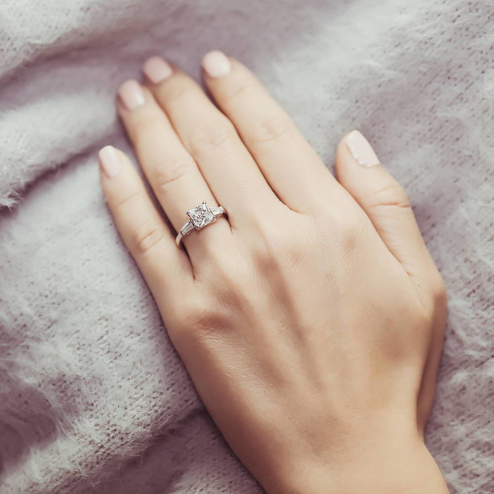 Model wearing Criss Cross Infinity CZ Ring Set in Sterling Silver