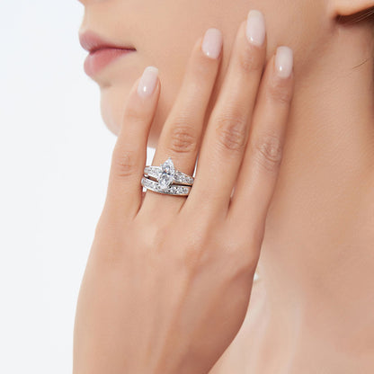 Solitaire 1.6ct Marquise CZ Ring Set in Sterling Silver