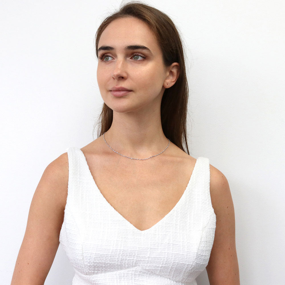 Model wearing Heart Link Chain Necklace, Rose Gold Flashed