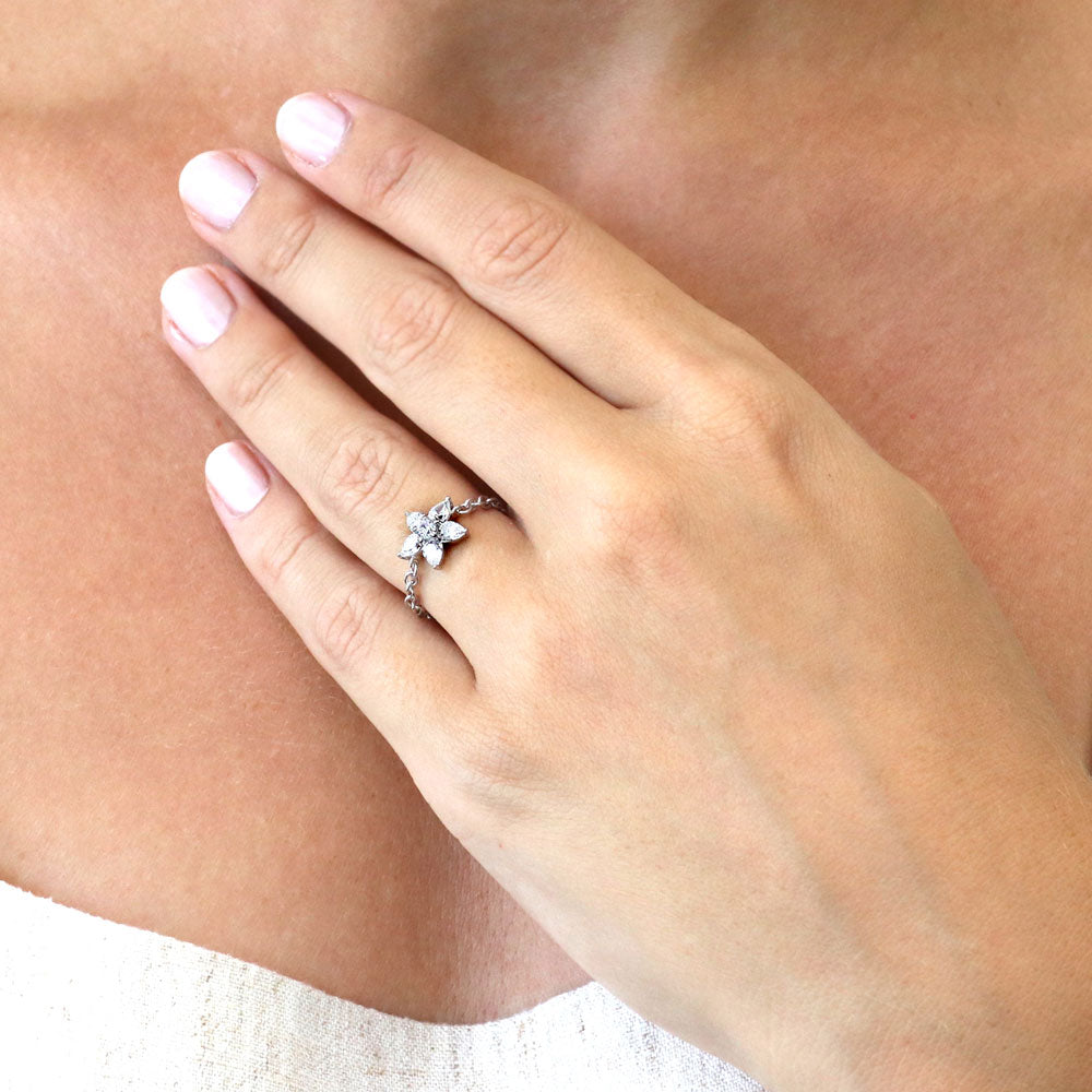 Flower CZ Chain Ring in Sterling Silver