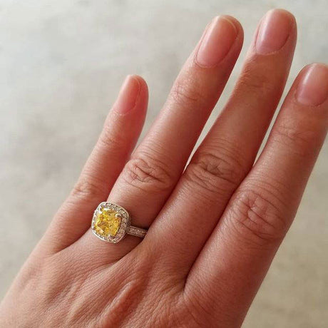 Image Contain: Model Wearing Halo Ring