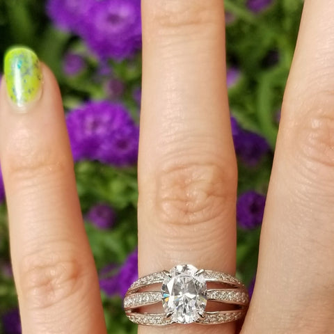 Image Contain: Model Wearing Solitaire with Side Stones Ring