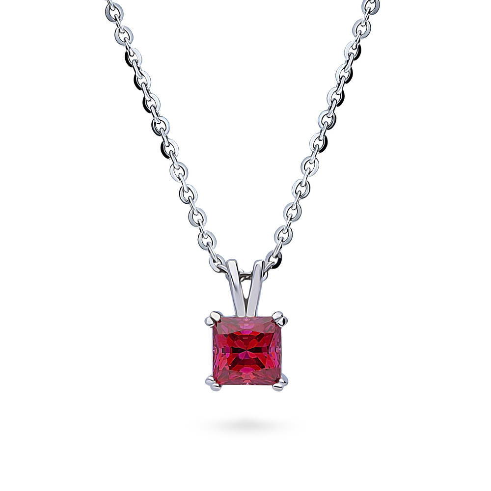 pendant necklace