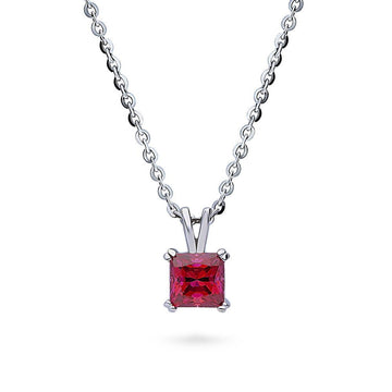 pendant necklace