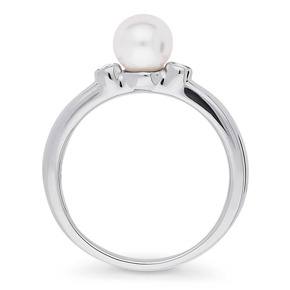 Solitaire White Round Imitation Pearl Ring in Sterling Silver