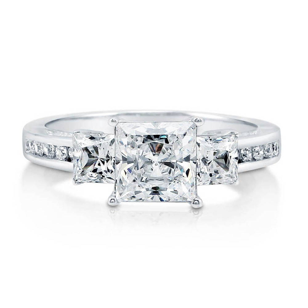 Fake Diamond Engagement Rings Wedding Rings in CZ for Travel BERRICLE