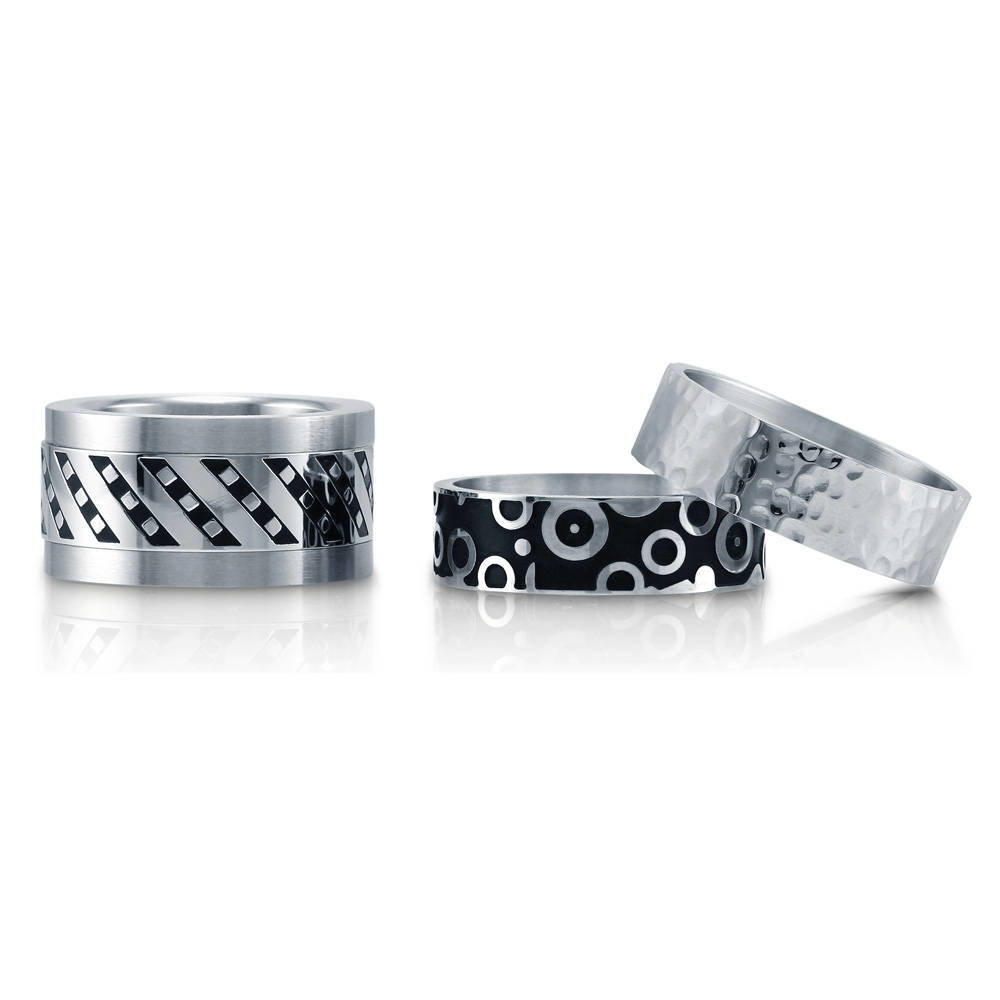 Hammered Band in Stainless Steel
