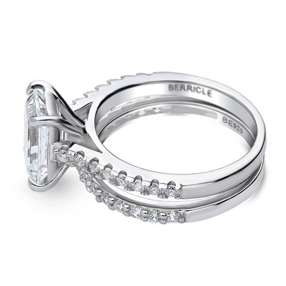 Solitaire 2.6ct Emerald Cut CZ Ring Set in Sterling Silver