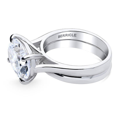 Solitaire East-West 5.5ct Oval CZ Ring Set in Sterling Silver