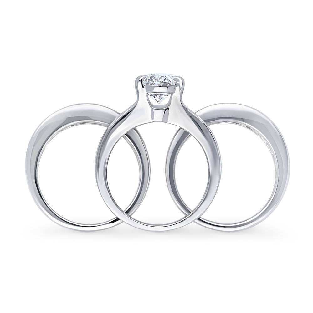 Alternate view of Solitaire 2.5ct Oval CZ Ring Set in Sterling Silver, 8 of 17