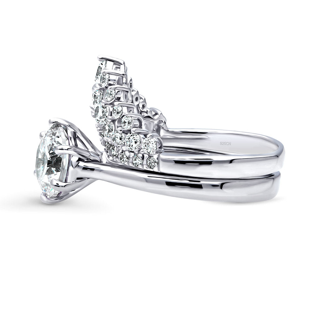 Angle view of Solitaire Chevron Crown Graduated CZ Ring Set in Sterling Silver, 5 of 19