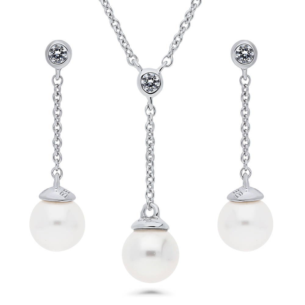 Solitaire White Round Imitation Pearl Set in Sterling Silver, 1 of 9