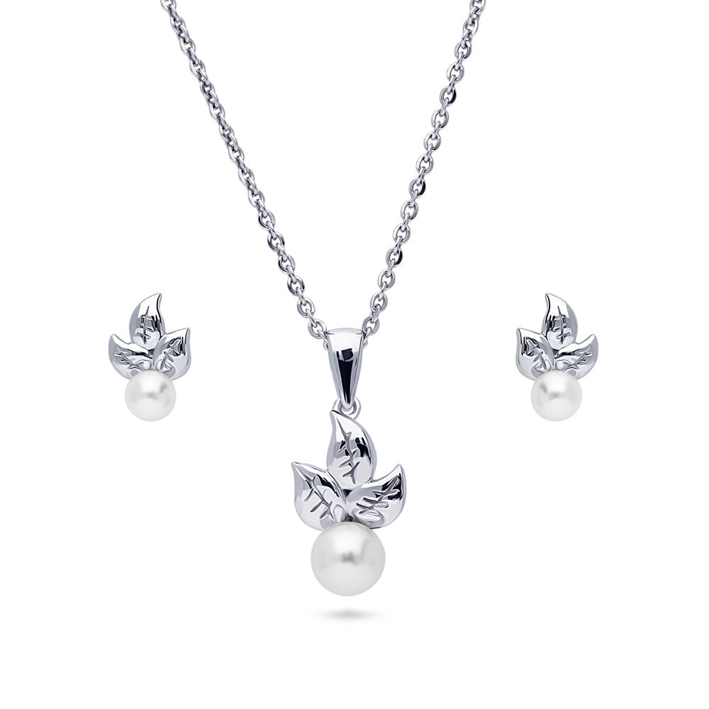 Leaf Imitation Pearl Necklace and Earrings Set in Sterling Silver, 1 of 13